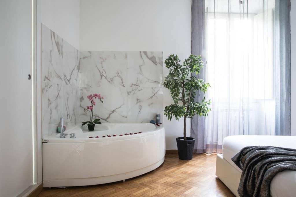 Silver Luxury Jacuzzi Suite Trastevere - Top Collection Rome Buitenkant foto